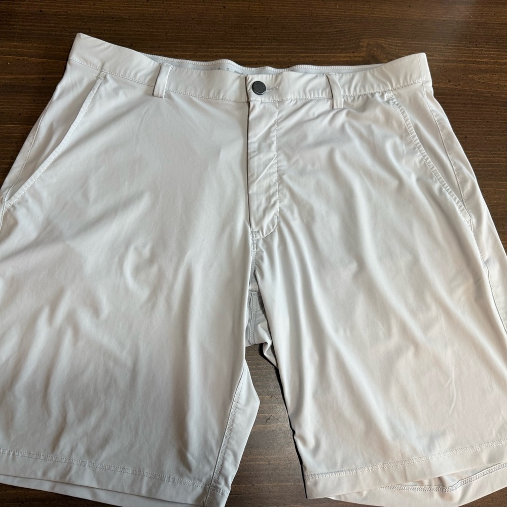 Infinity Men's Light Gray Performance shorts 36”